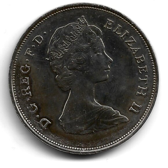 1981 Great Britain Charles & Diana Commemorative Crown Coin (b863-4) - Picture 2 of 2